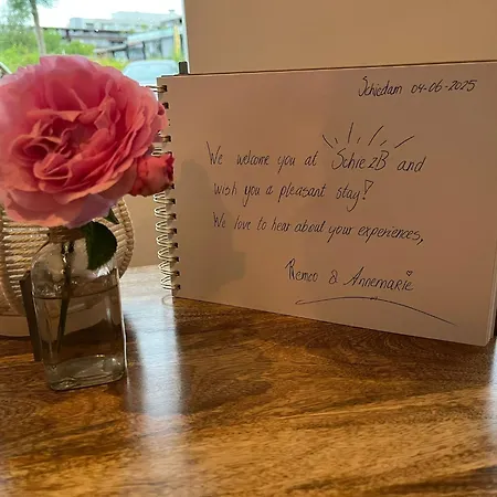 Schie2be Bed & Breakfast 3*