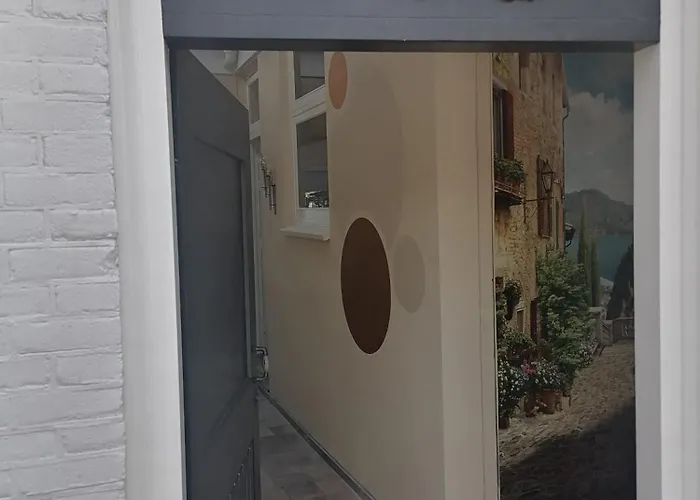 Schie2be 3* Схидам